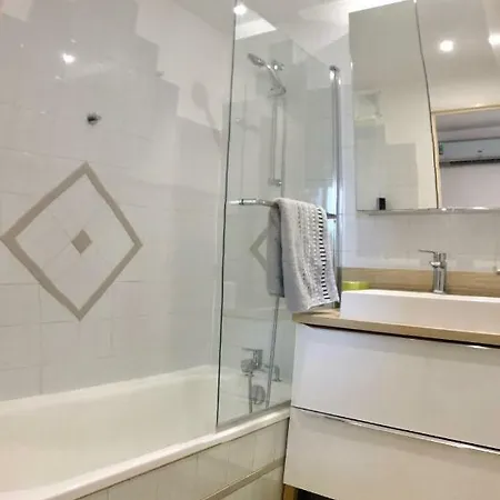 Annonciade Apartment